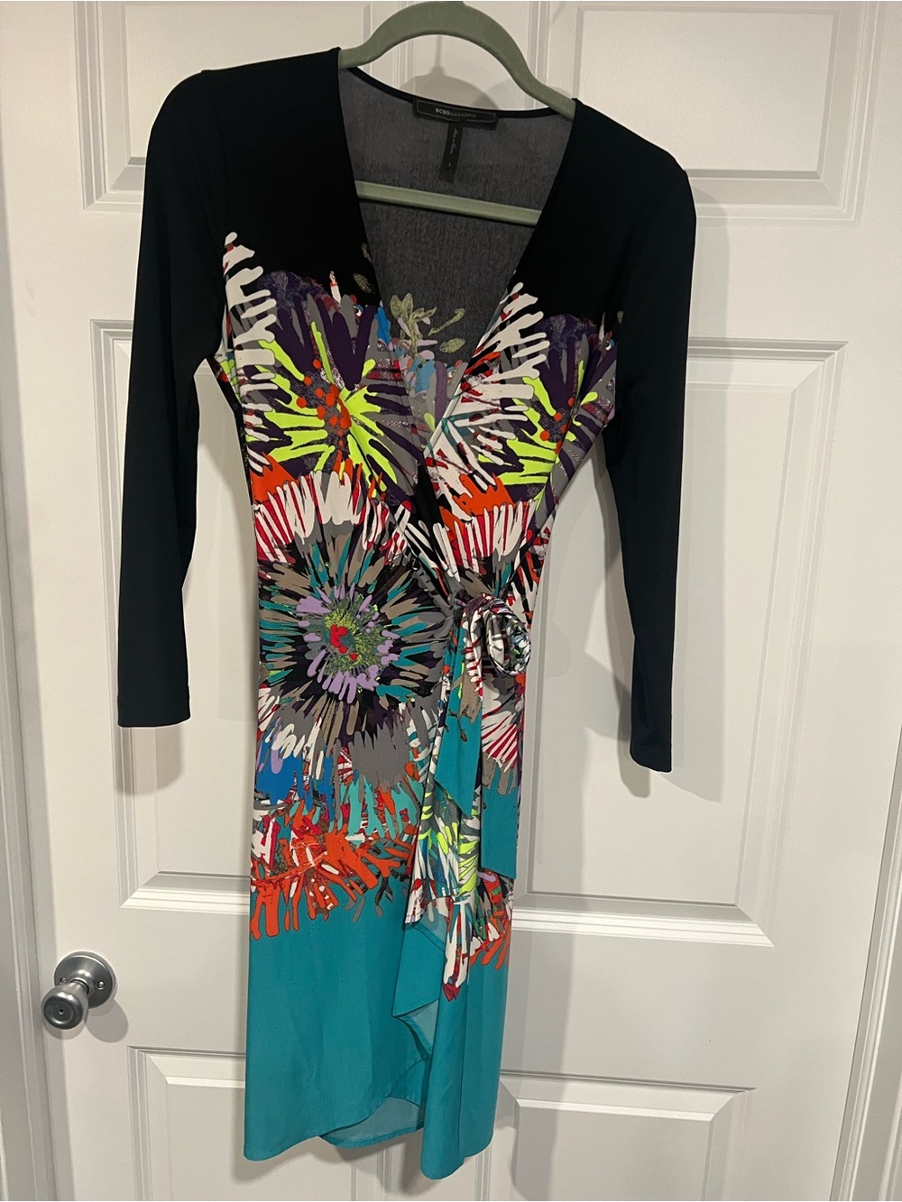 BCBGMaxAzria Black Floral-Print Tie-Waist Wrap Dress with Teal Skirt